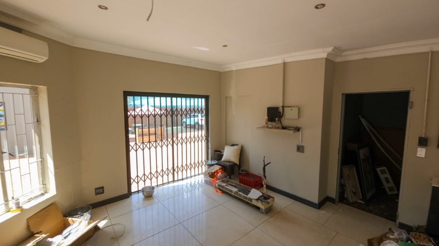 Commercial Property for Sale in Ifafi North West